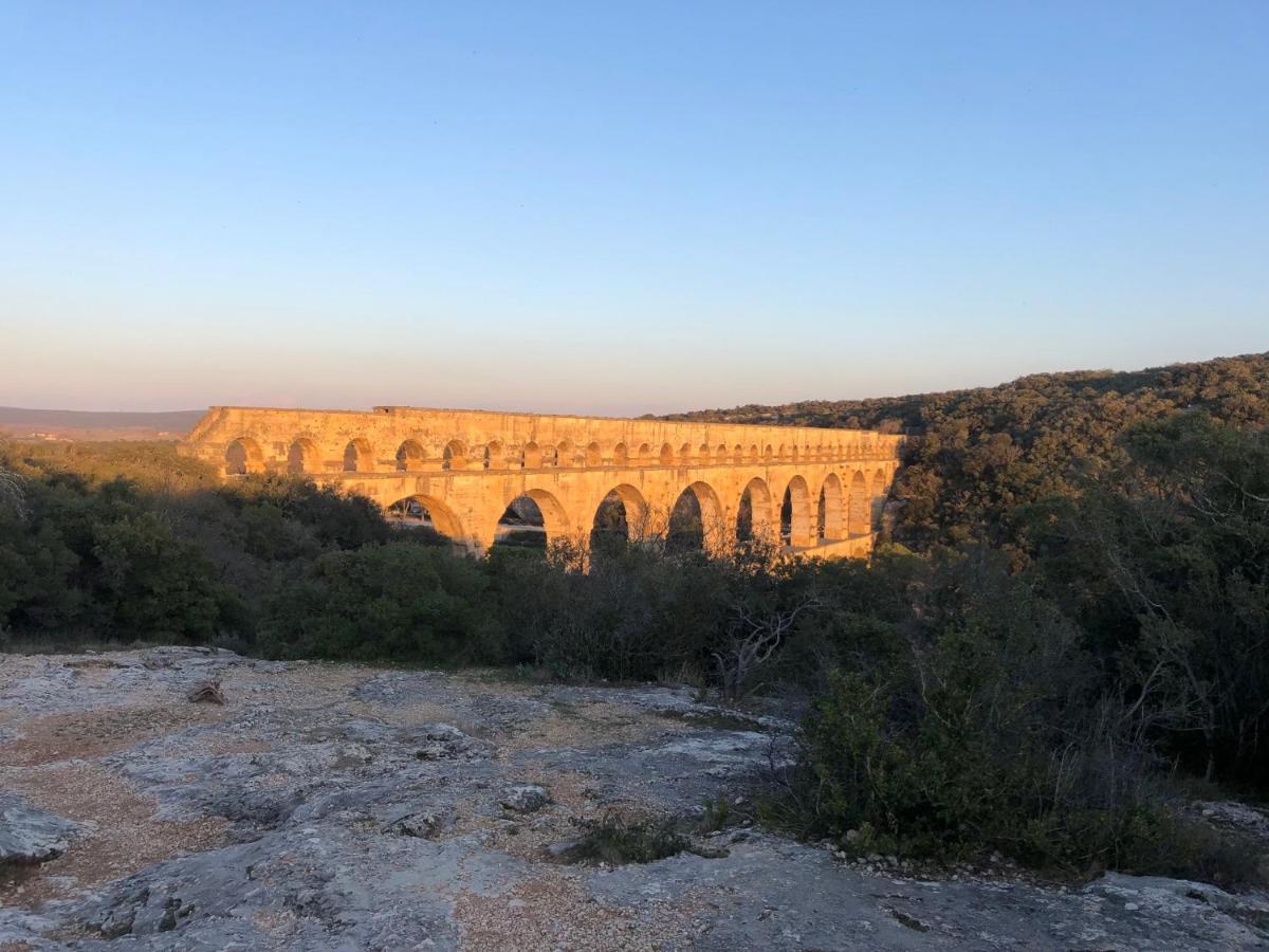 Le Patio Du Murier Vers Pont du Gard Luaran gambar